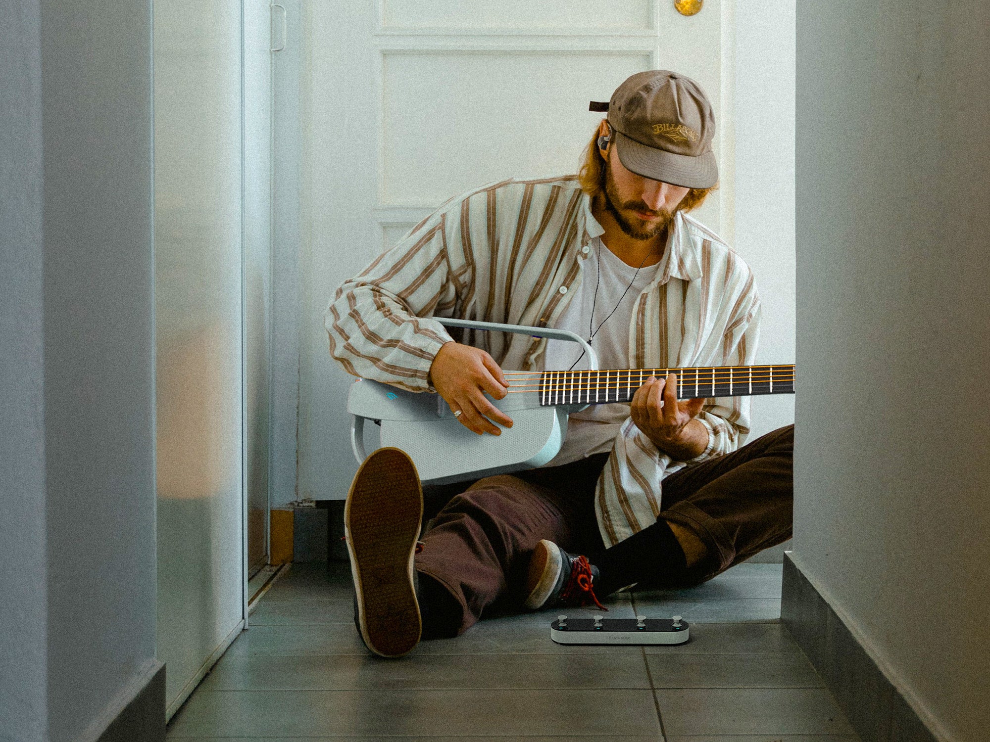 One man using the NEXG2 and footswitch jam with himself, this feature makes an one man band.